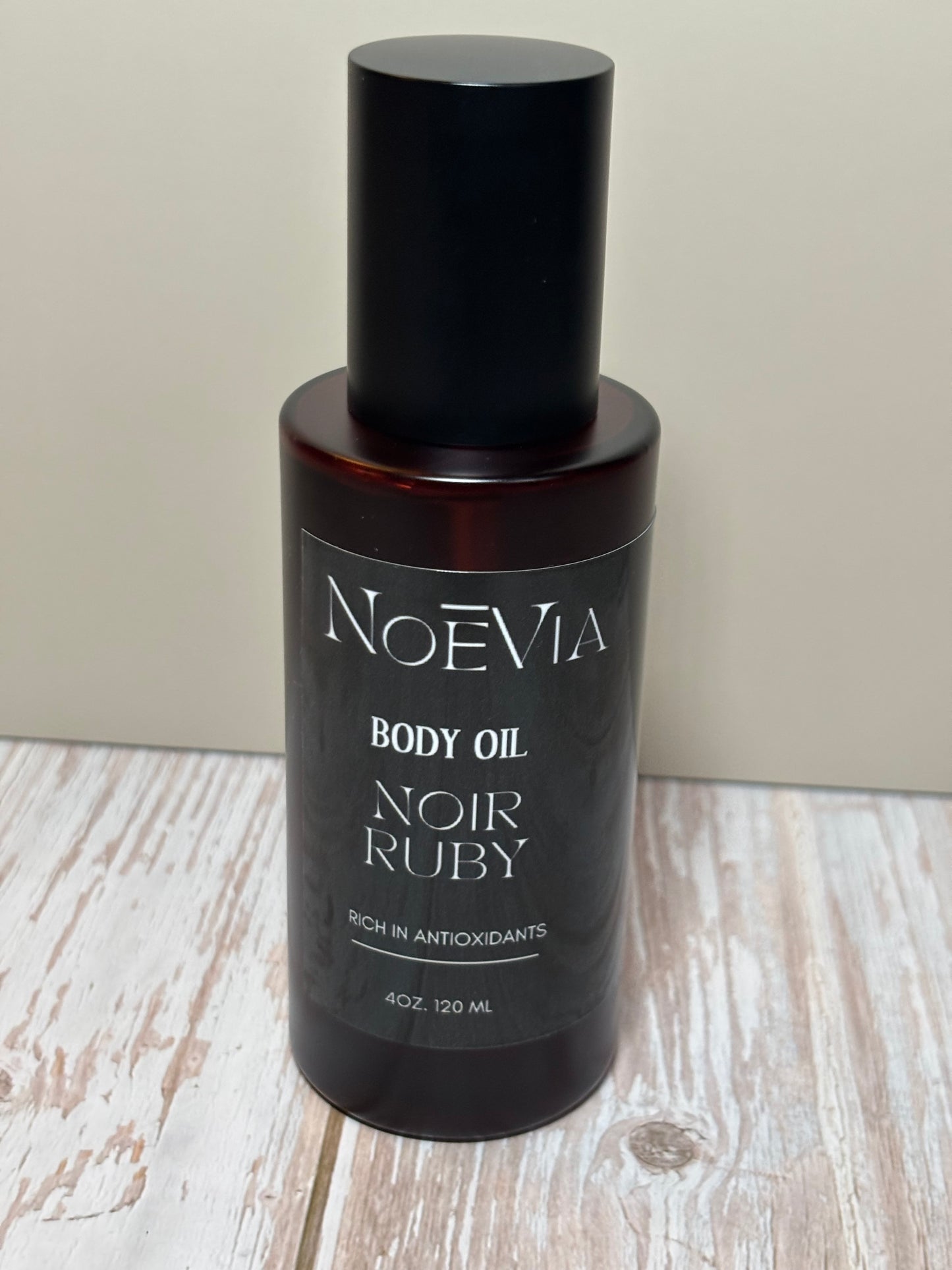 Noir Ruby